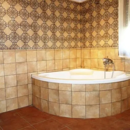 Amp142 Villa